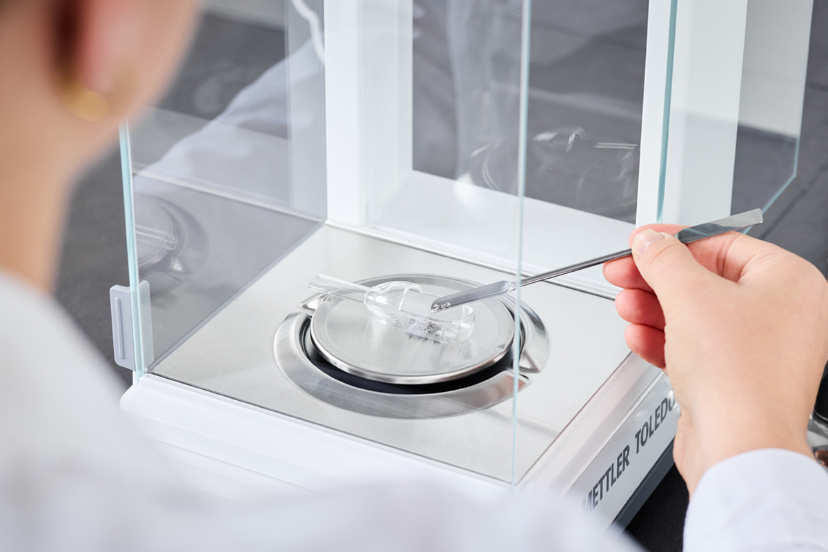 Step 2: Weighing and Application 